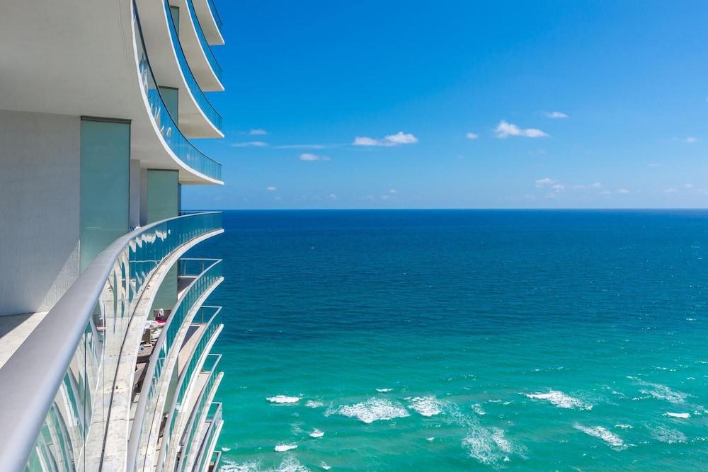 Lyfe Resort & Residences Голливуд Экстерьер фото